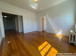 9 Egremont Rd APT 9, Boston, MA 02135