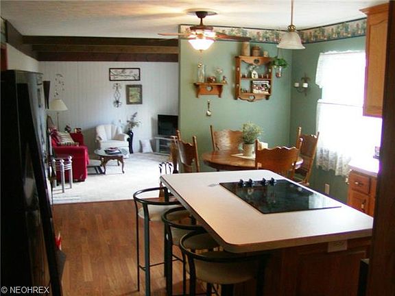 4th image of 3958 Edward Dr