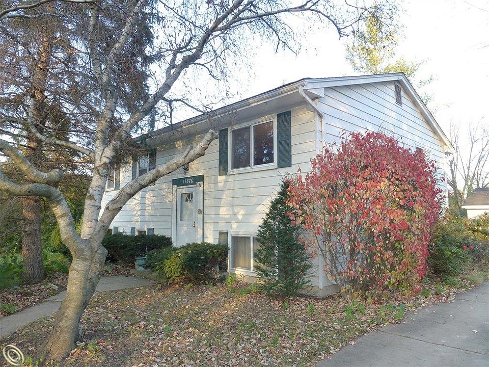 1st image of 15876 Maxwell Ave