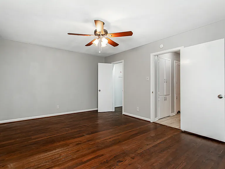 4916 Worth St #1 — Photo 14