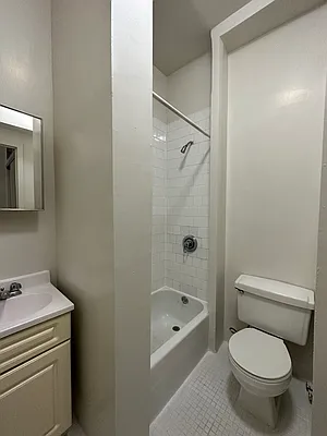 Rented by Peter R. Hungerford, LREB | media 23