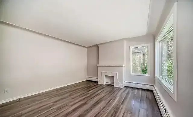 4 bed, 2.5 bath, 1800 sqft, $2,100 — Photo 2