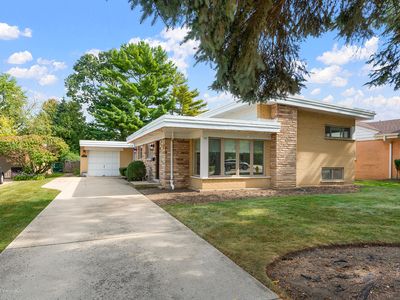 709 S Na Wa Ta Ave, Mount Prospect, IL, 60056