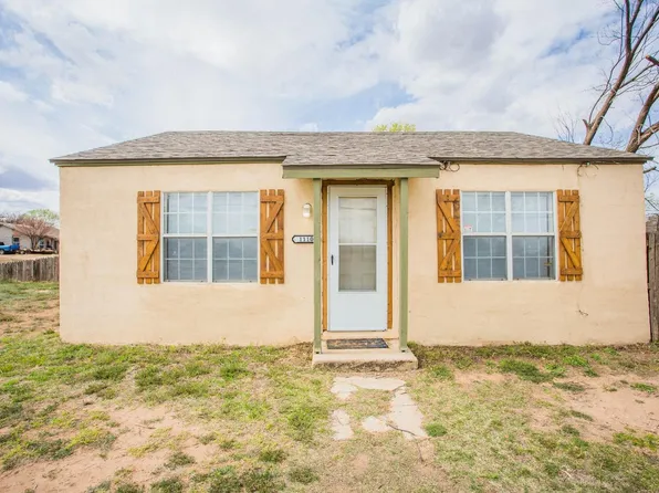 1108 Avenue K, Levelland, TX 79336