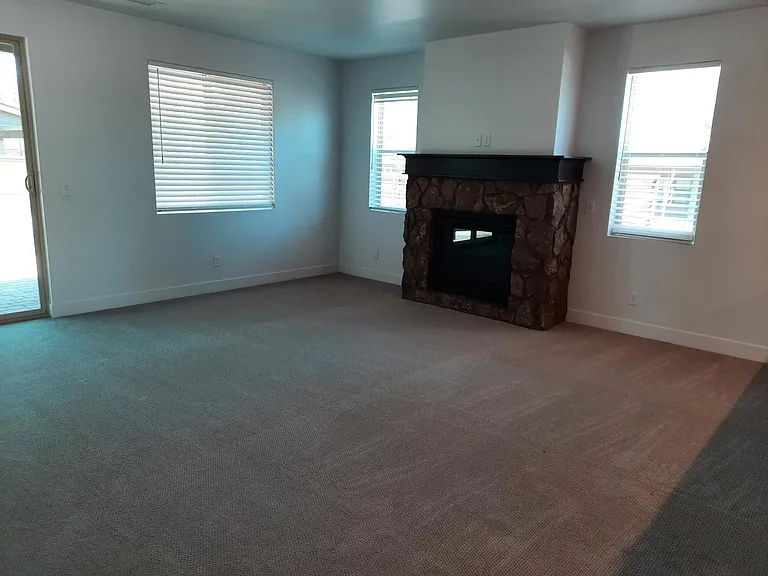 2335 S Polaris Way — Photo 3