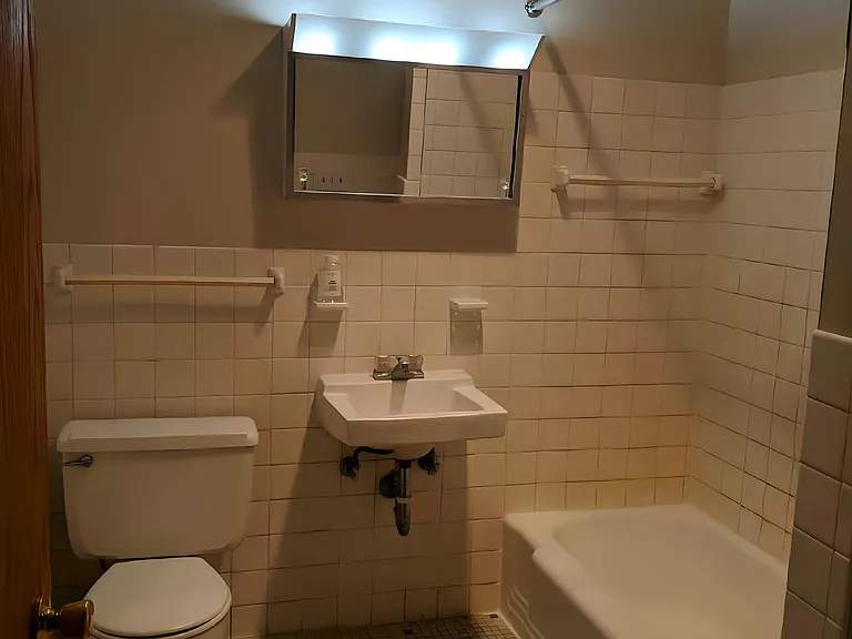 Fremont 3600 — Photo 12