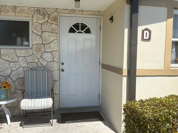 2769 Ashley Dr W APT D, West Palm Beach, FL 33415