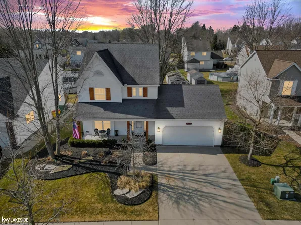 73969 Madison St, Armada, MI 48005