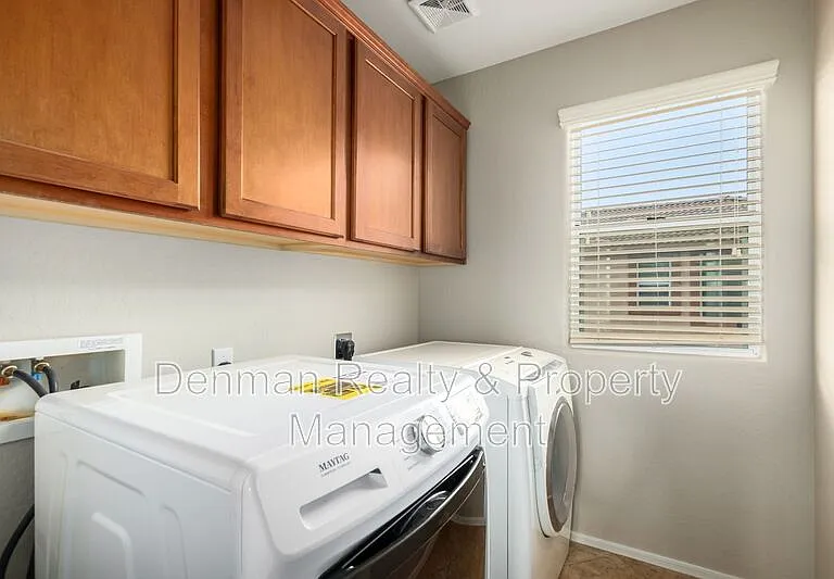 4262 E Carla Vista Dr — Photo 32