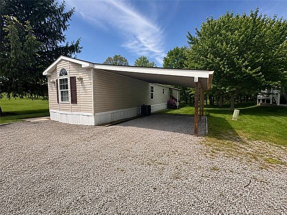 3rd image of 1 Kelly Dr