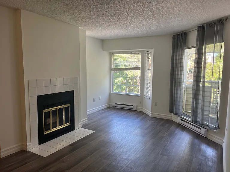 7571 Moffatt Rd #301 — Photo 5