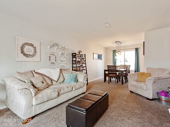 3rd image of 2720 Dorothy Dr