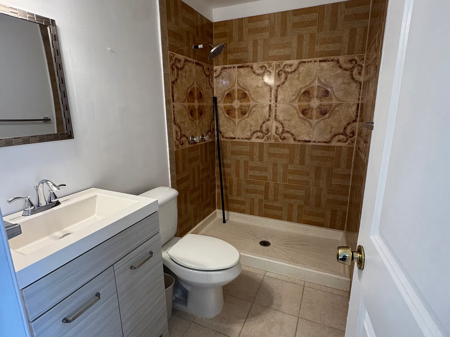 Studio, 400 sqft, $1,250 — Photo 2