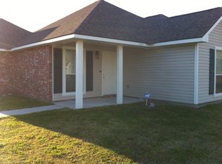 1111 S Hempshire Ave, Gonzales, LA 70737