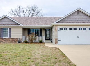1519 Black Rock Ln, Farmington, MO 63640