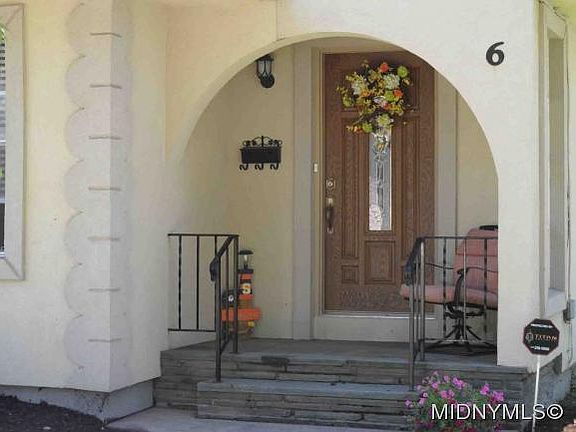 2nd image of 6 Sunnyside Dr