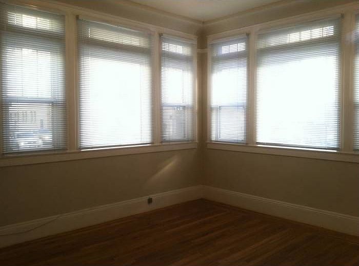 Sunny corner main room