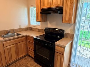 23317 SW Main St APT 3, Sherwood, OR