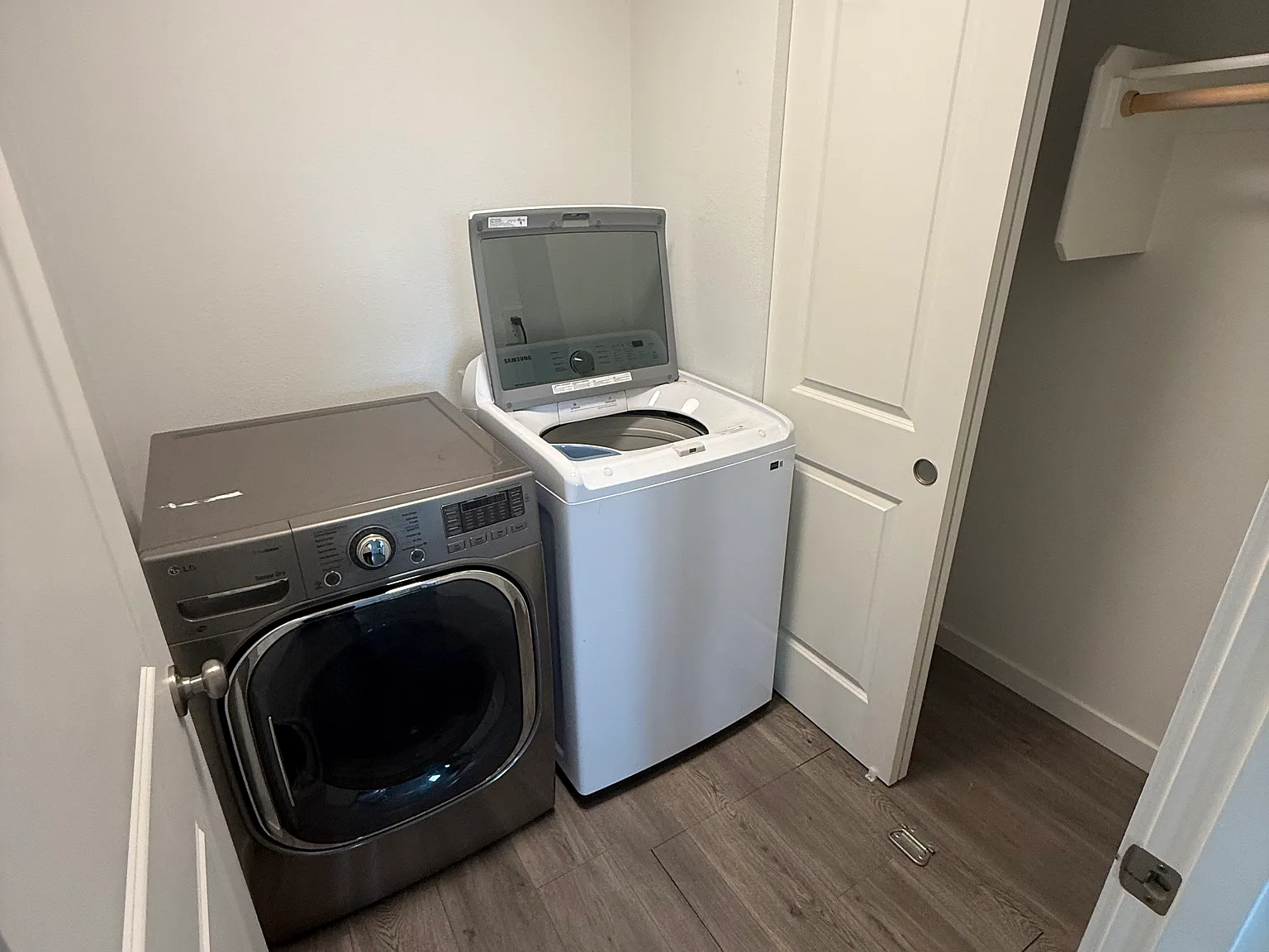 3 bed, 1170 sqft, $2,300 — Photo 3
