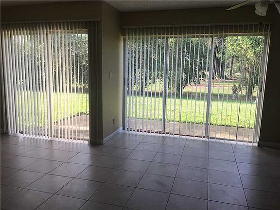 2nd image of 8115 Lagos De Campo Blvd