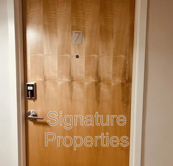 712 High St #7 — Photo 3