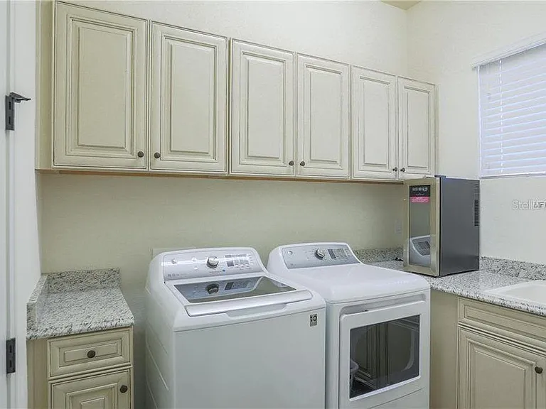 5528 Arnie Loop — Photo 27