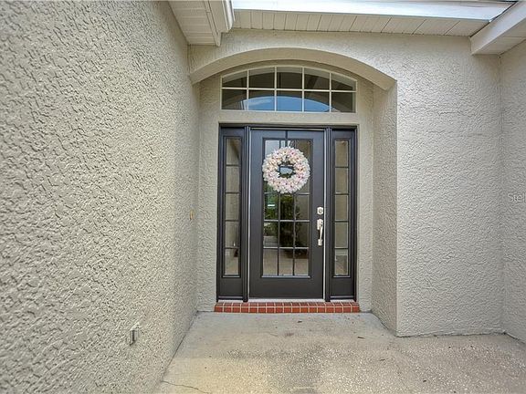 4th image of 9609 Greenpointe Dr