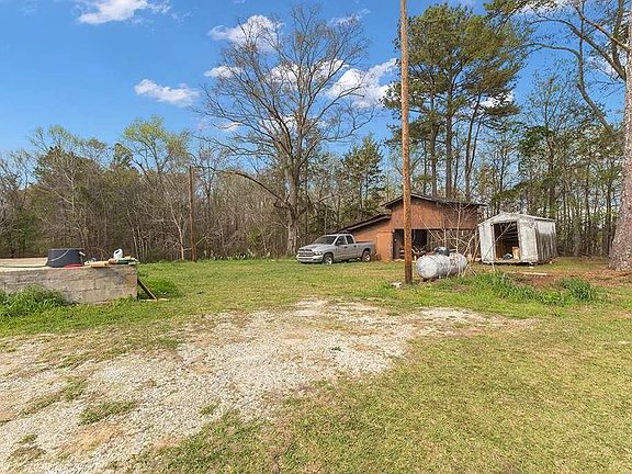 5th image of 1485 E Houze Rd