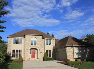 2051 Sundew Dr, Troy, MI