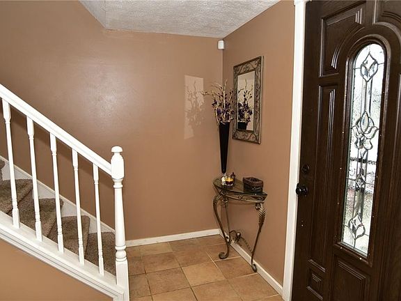 3rd image of 1749 Beckenbauer Ln