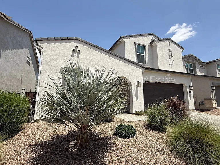 5118 E Anderson Dr — Photo 3