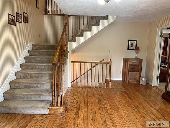 2nd image of 1730 Delmar Dr