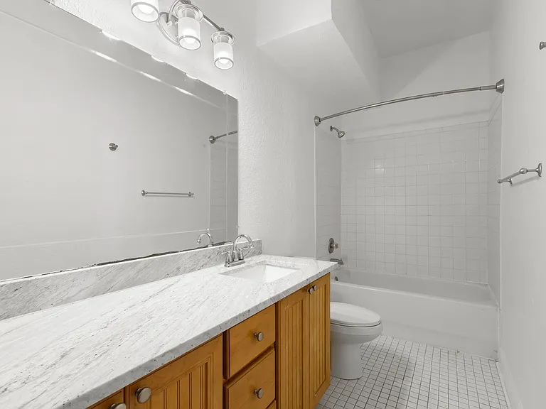 603 S Newport Ave #2 — Photo 8
