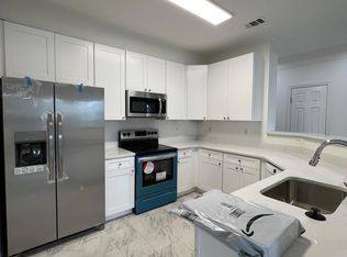 1510 Spring Gate Dr, Mc Lean, VA 22102