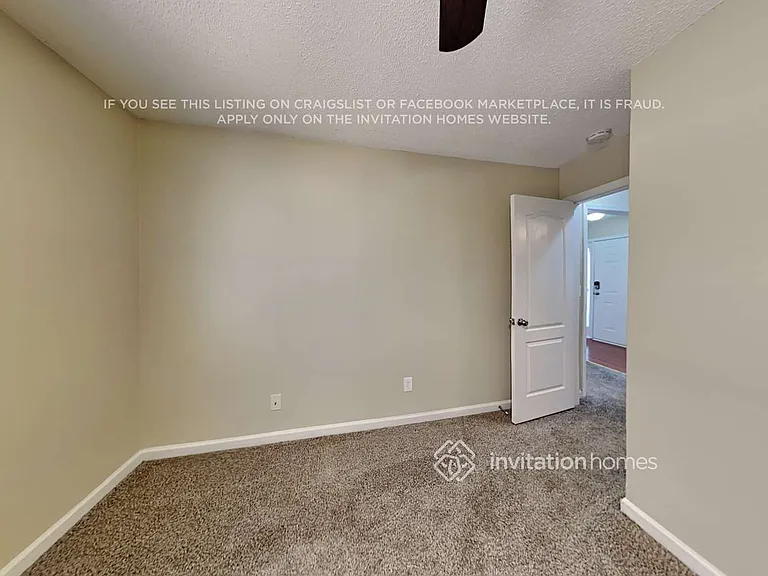 1127 Chateau Ter — Photo 9