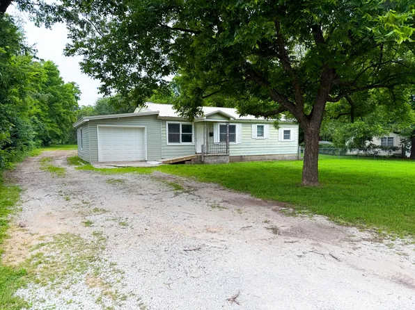 19 N Hwy 39, Greenfield, MO 65661