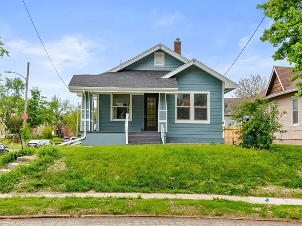 2200 Clark St, Des Moines, IA 50311