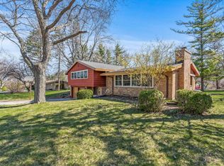 2440 Alta Louise Pkwy, Brookfield, WI 53045