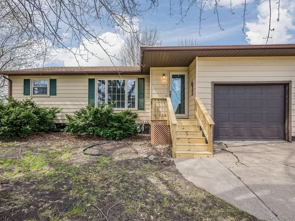 1721 Bantom Pl, Worthington, MN 56187