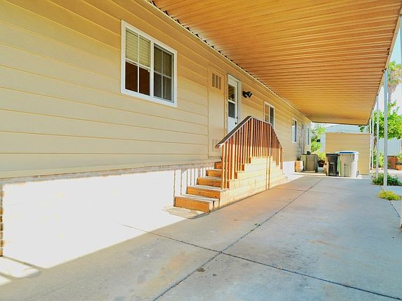 4th image of 492 Chateau La Salle Dr #492