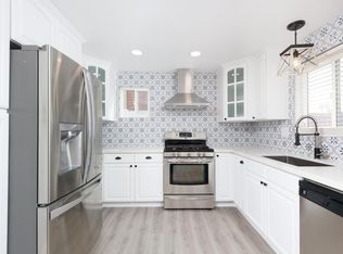 17121 Hague Ln, Huntington Beach, CA 92647