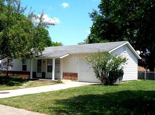708 Eastbrook Ln, O'Fallon, MO 63366