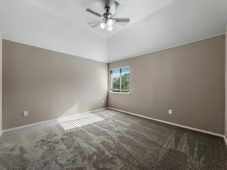 6 Brairwood Ct — Photo 37
