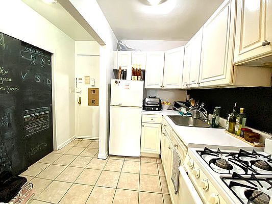 3rd image of 326 Columbus Ave APT 5J