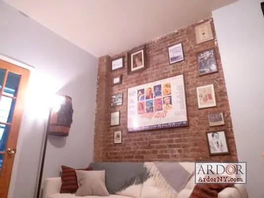 Rented by ArdorNY | media 9