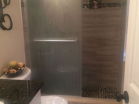 5th image of 6408 Rosewood Dr