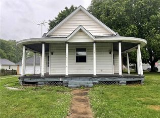 74 S Main St, Rosedale, IN 47874