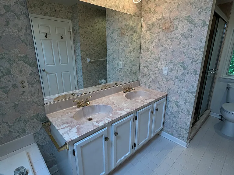 137 Woods End — Photo 9