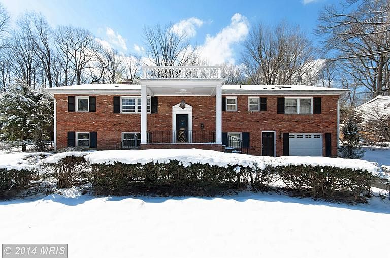 1st image of 6304 Waterway Dr