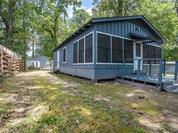 140 County Road 4034, Carthage, TX 75633